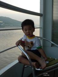 小凡娱乐吃瓜,揭秘娱乐圈最新吃瓜事件，带你领略明星幕后故事